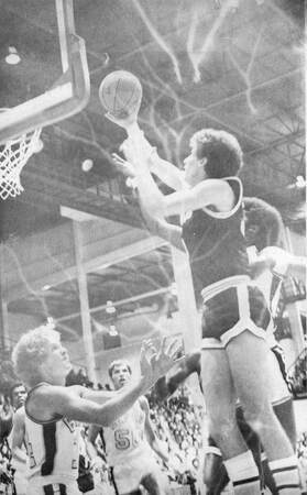 1978-1979 Basketball Pictures #14