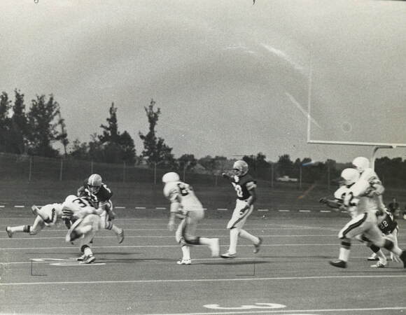 1977-1978 Football #12