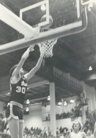 1978-1979 Basketball Pictures #16