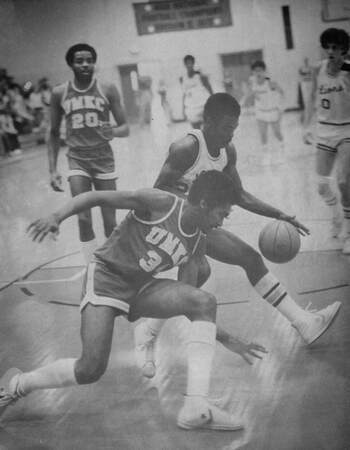 1978-1979 Basketball Pictures #19