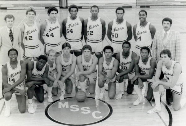 1980-1981 Basketball Pictures #5